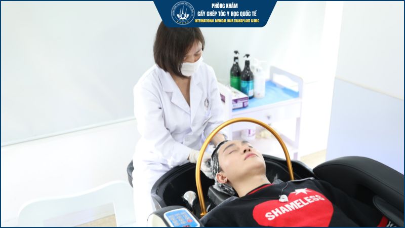 Tái khám định kỳ