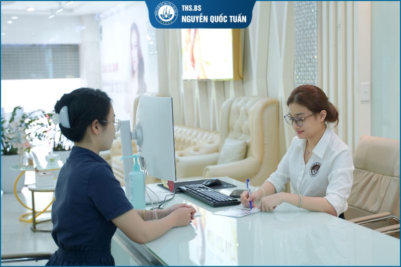 Thăm khám tìm ra nguyên nhân và cách điều trị phù hợp 